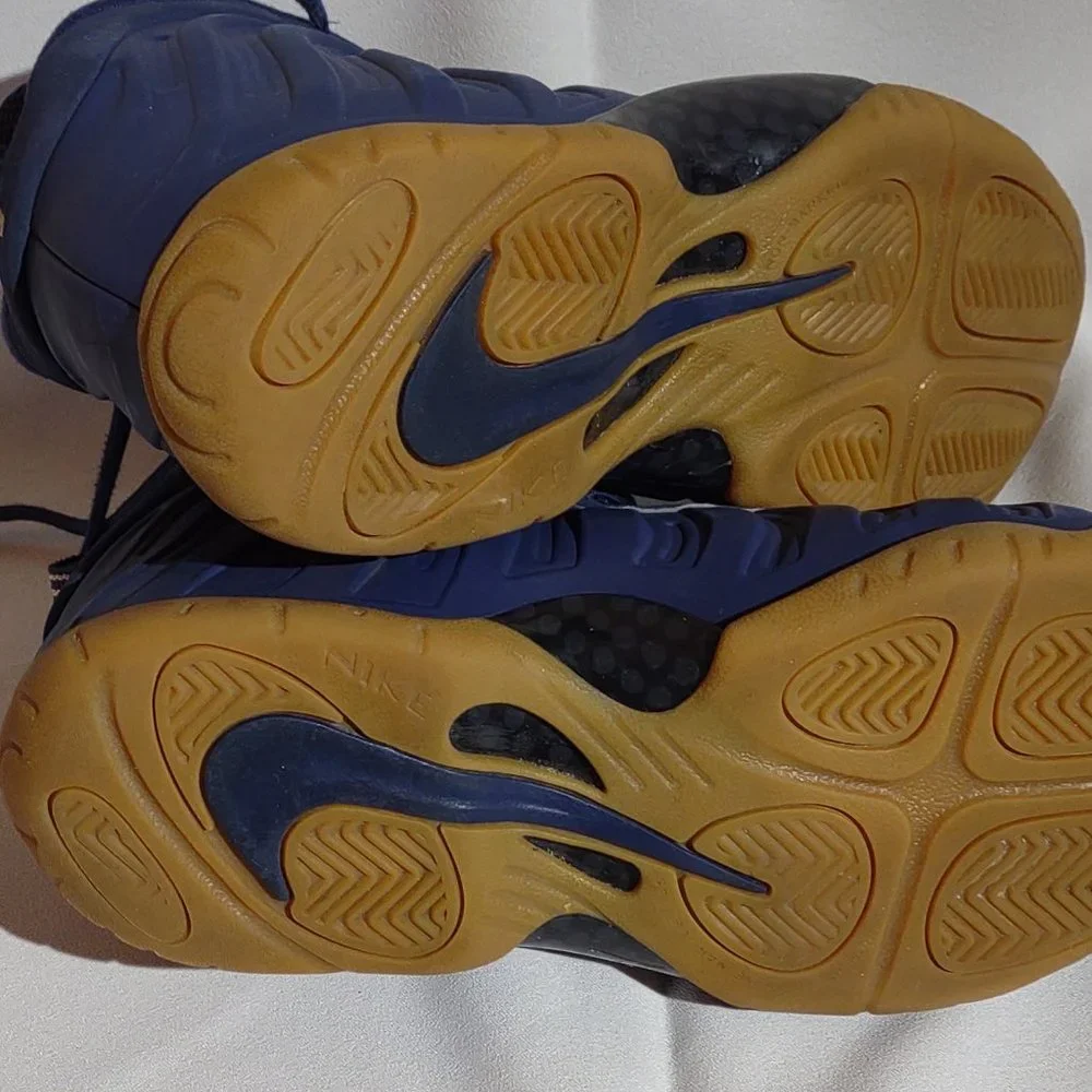 Nike Midnight Navy blue Air Foamposite One GS Size 6.5Y - Picture 3 of 5